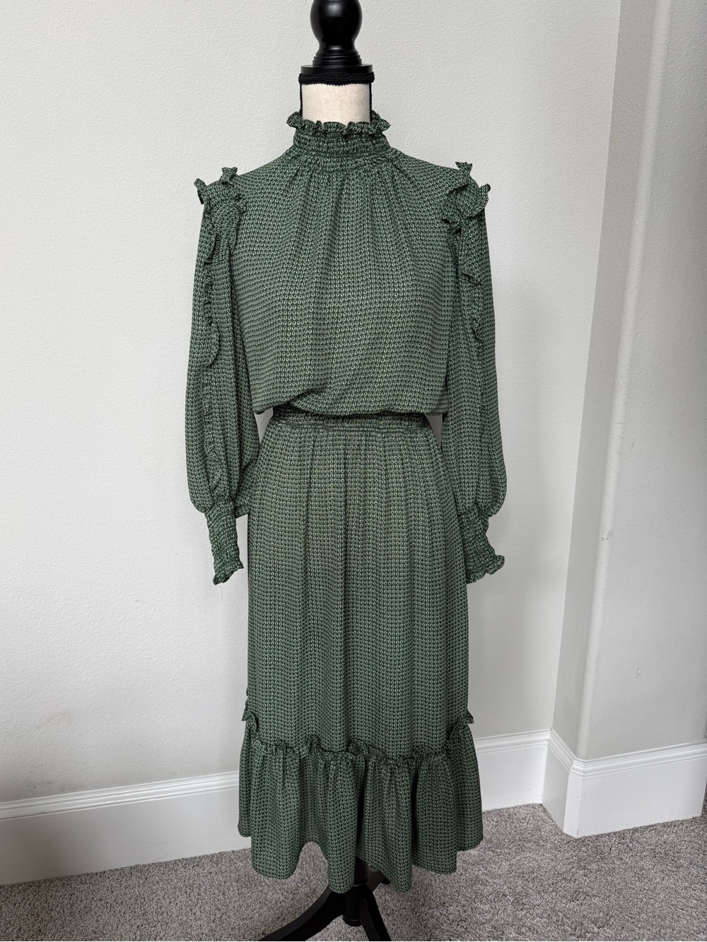 Max Studio Dark Green Printed Smocked Maxi Dress